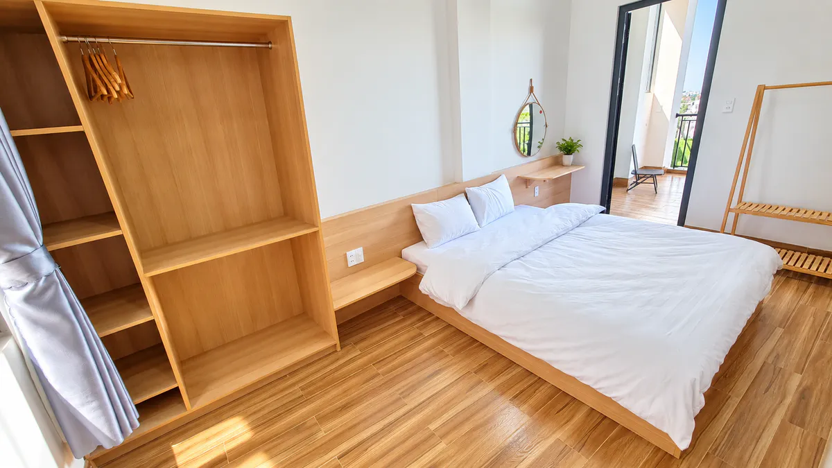 Bán Nhà 5 Tầng, 8 Ngủ Kinh Doanh| Có Gara Rộng| Sổ Hồng Hoàn Công| Ngay Đường Nguyễn Trung Trực - Đà Lạt