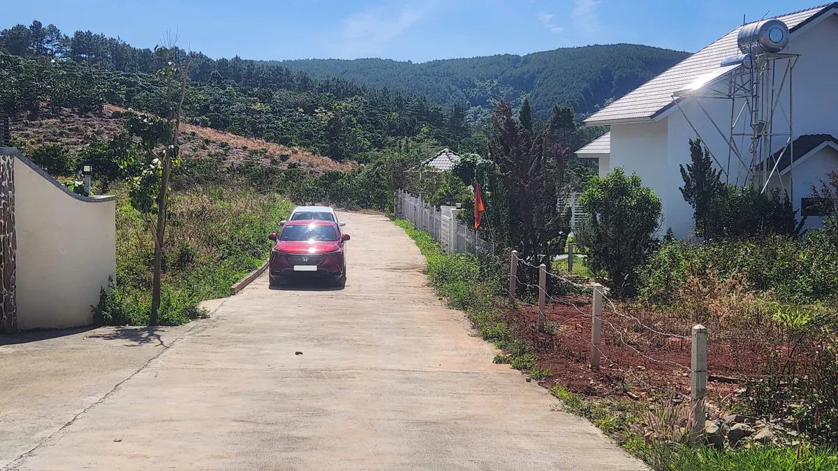 Cần Bán Sổ Hồng Riêng| 550m² Có Sẵn 100m² Đất Thổ Cư| Nằm Cạnh Khu Biệt Thự Làng Châu Âu| Gia Lâm - Nam Ban