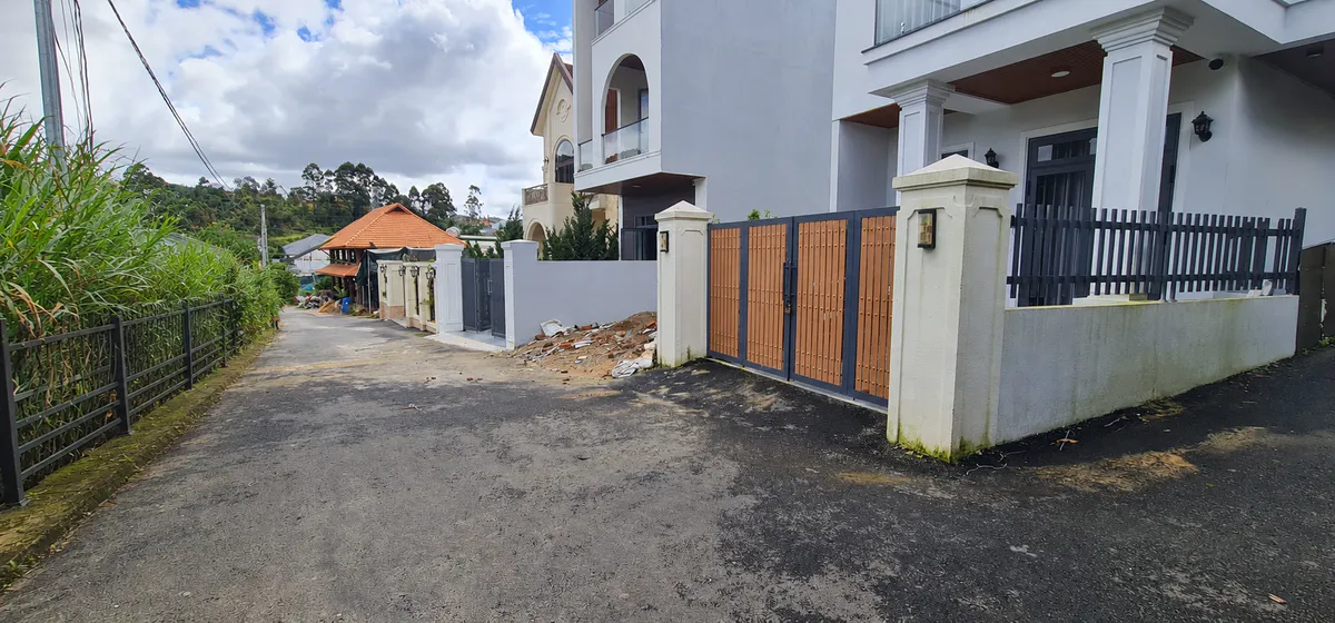 Bán Đất Thổ Cư| 70m² Nở Hậu| Sổ Hồng Hẻm Đường Nhựa| Ngay Phước Thành - Đà Lạt