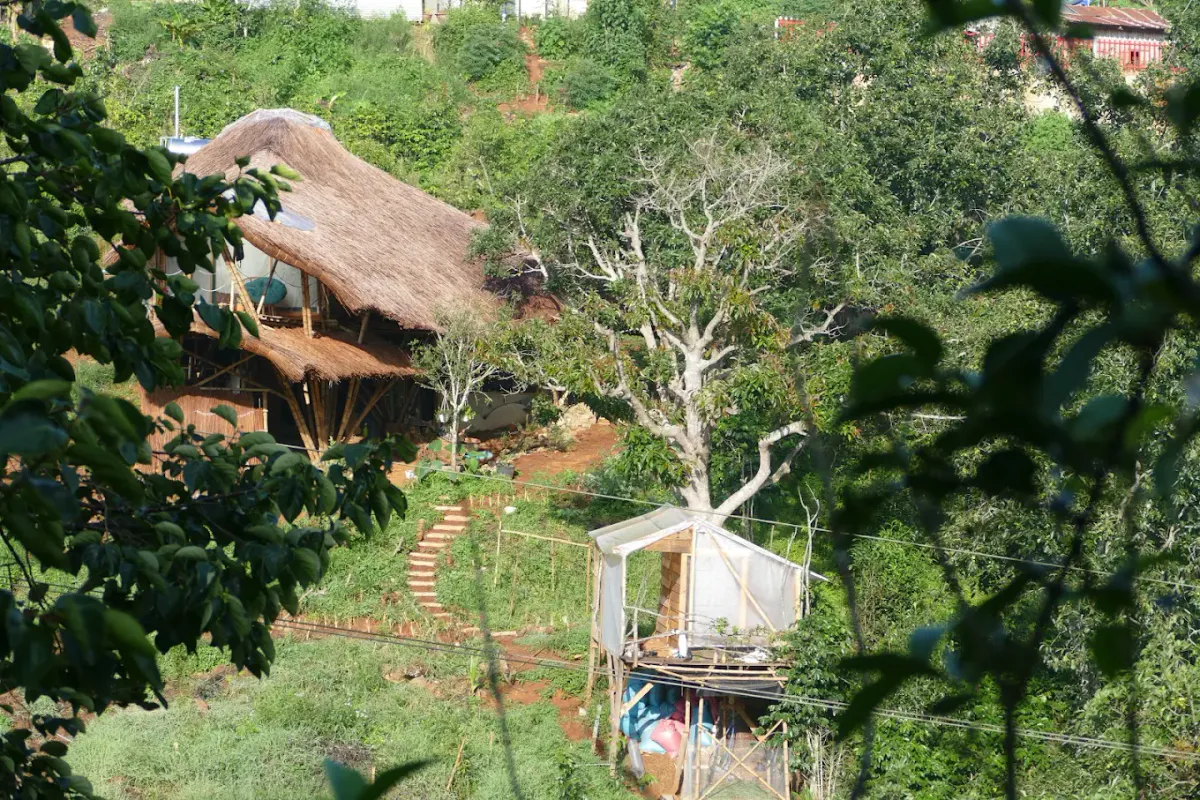 Bán Nhà Vườn Homestay View Đồi Chè - Đồi Điện Gió Cấu Đất - Chỉ 3,7tỷ